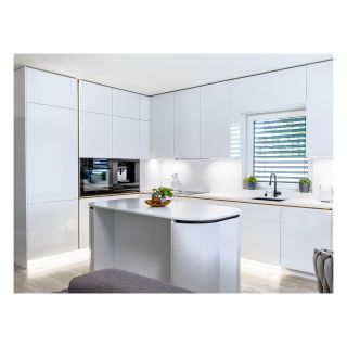 ✨ Inspirace z nedávné realizace ✨ Tentokrát něco trochu jiného – kuchyňská linka se zaobleným ostrůvkem, který ukrývá...